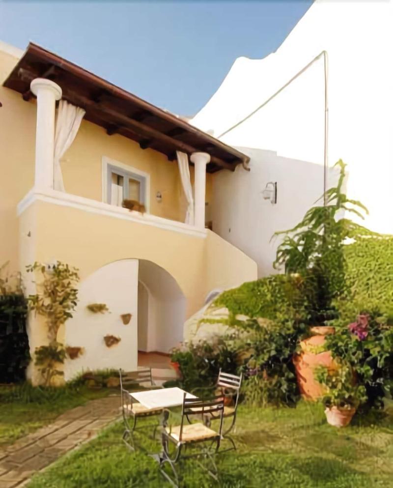 Hotel La Casa Sul Mare Procida Exterior photo