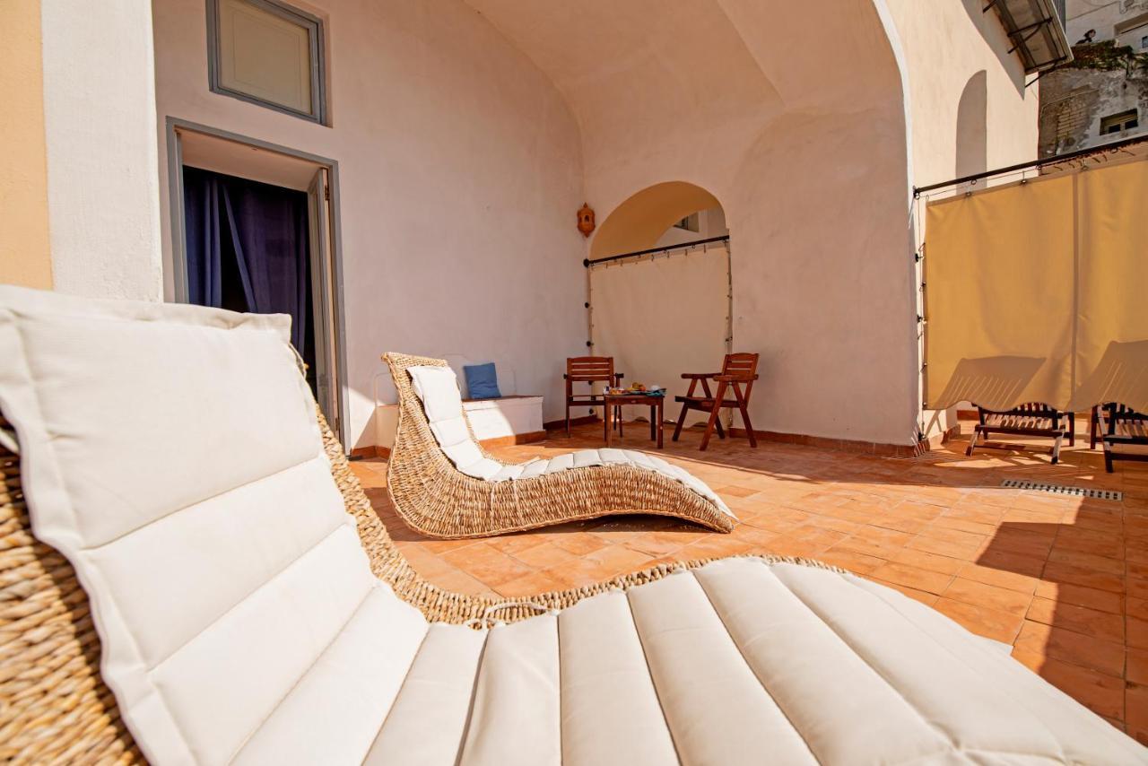 Hotel La Casa Sul Mare Procida Exterior photo