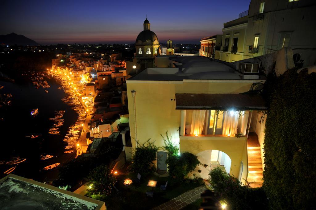 Hotel La Casa Sul Mare Procida Exterior photo